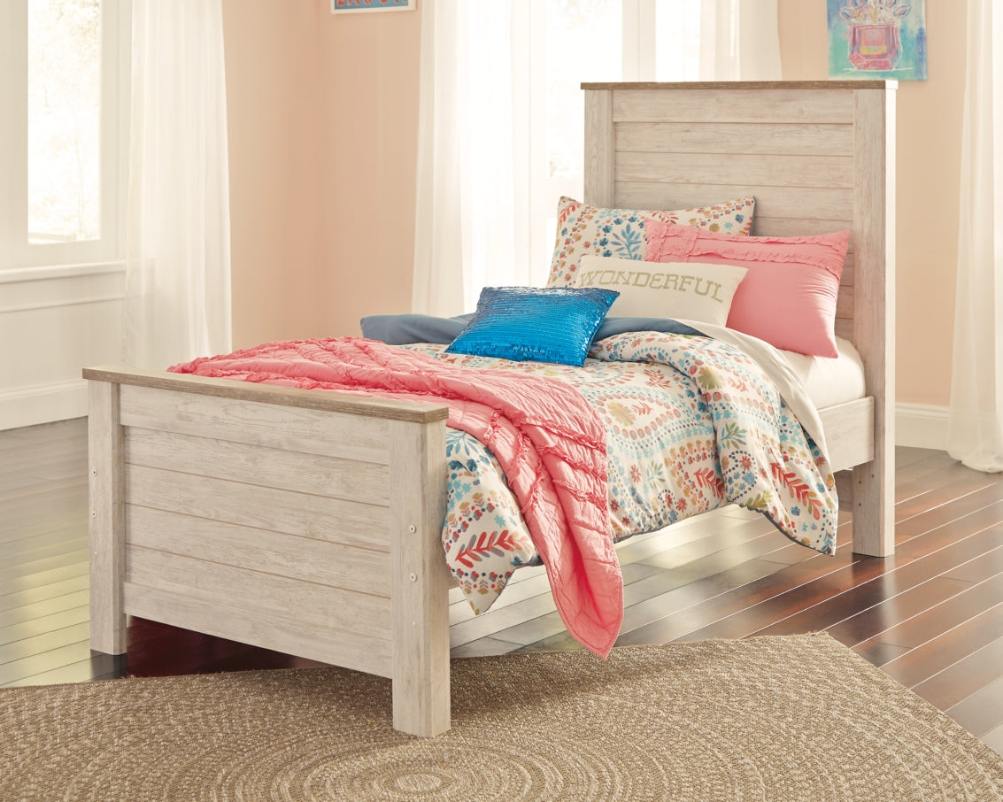 Willowton Queen Panel Bed