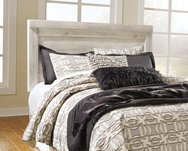 Bellaby Queen Panel Bed