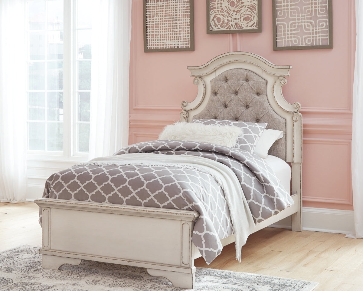 Realyn Queen Upholstered Panel Bed