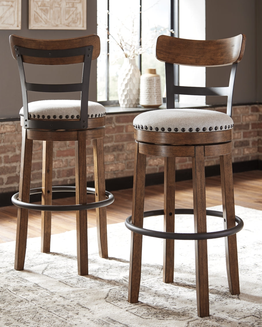 Valebeck Counter Height Bar Stool