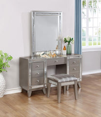 Leighton Silver Vanity Set