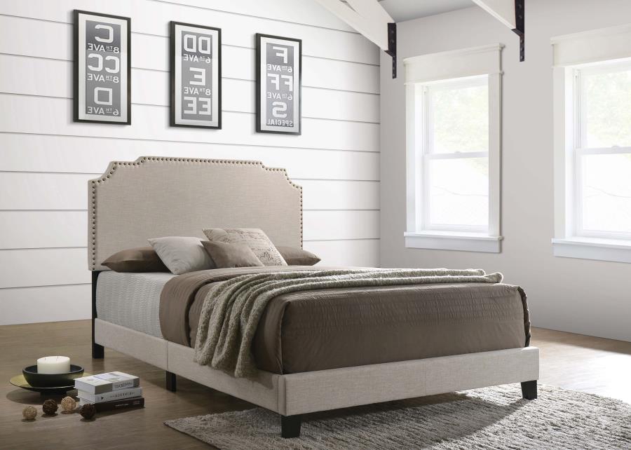 Tamarac Beige Full Bed