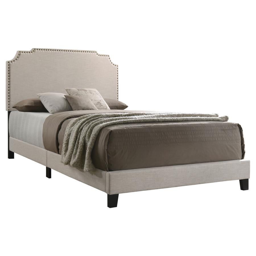 Tamarac Beige Full Bed