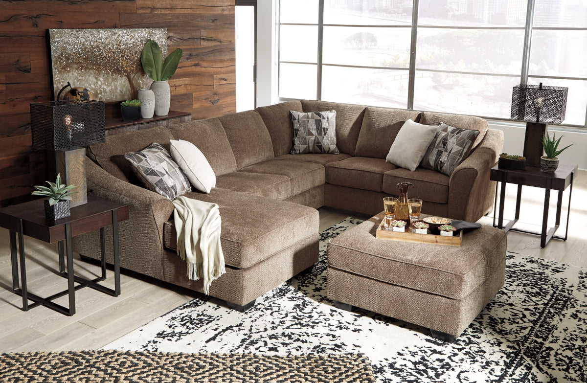 Graftin 3-Piece Sectional with Ottoman - PKG002366