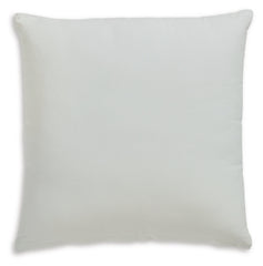 Gyldan Pillow