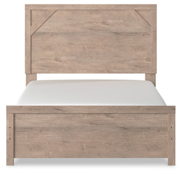 Senniberg Queen Panel Bed