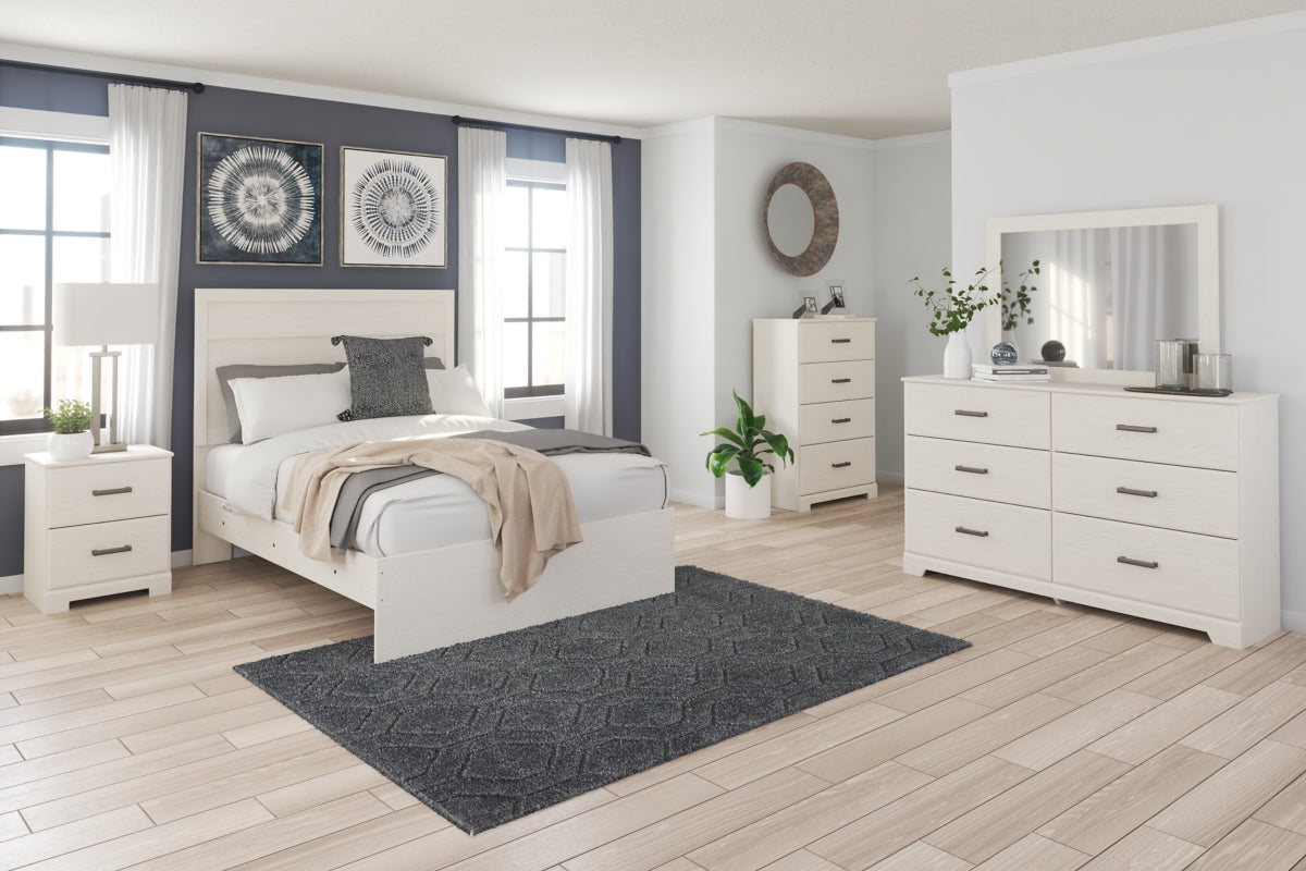 Stelsie Queen Panel Bed