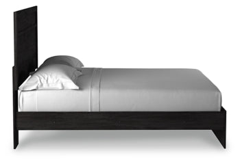 Belachime Queen Panel Bed