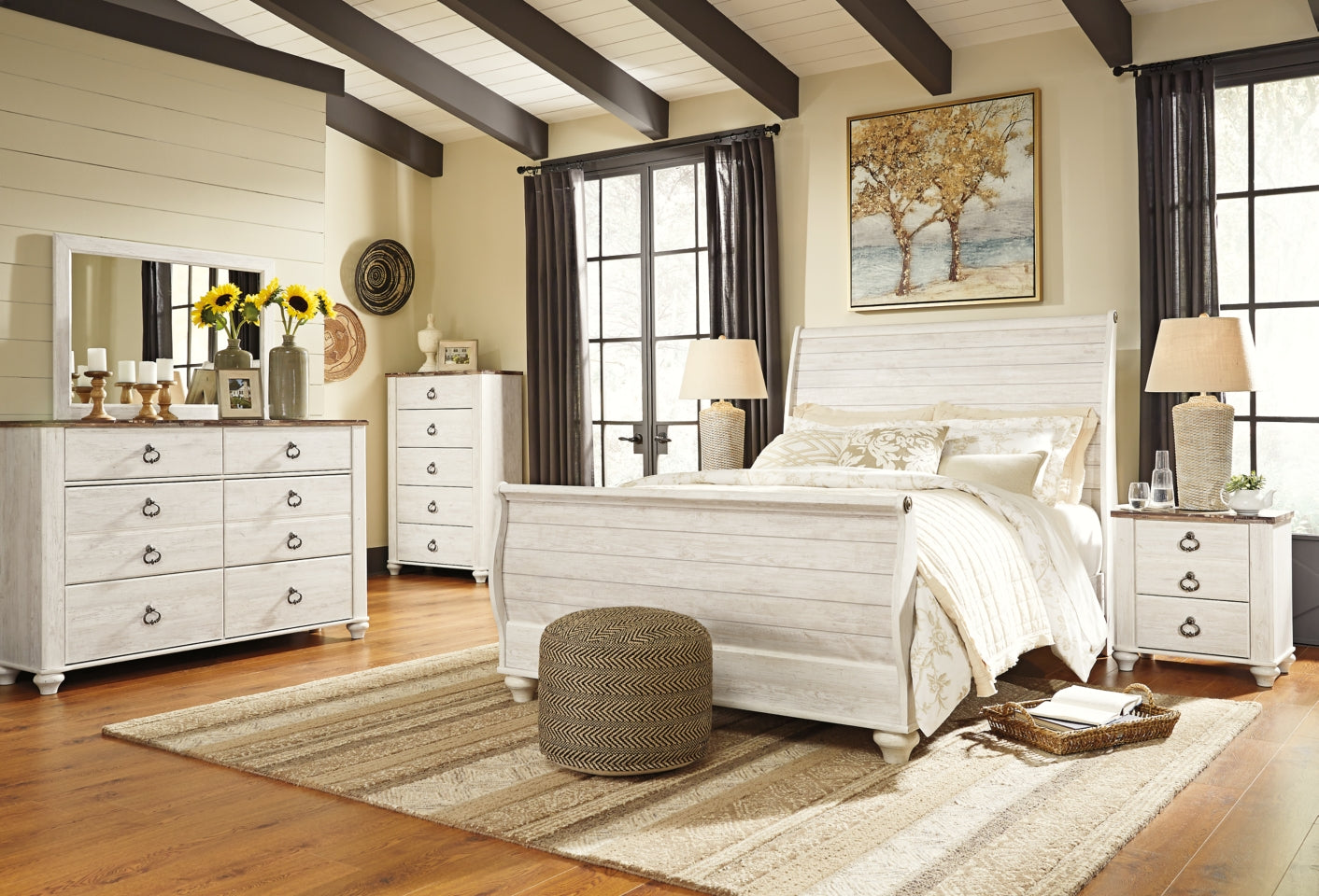 Willowton Queen Sleigh Bed