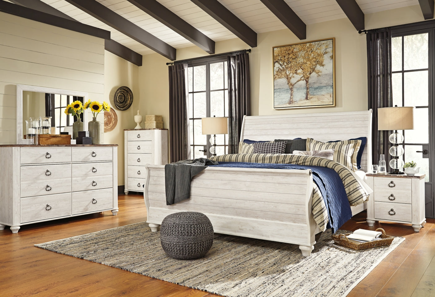 Willowton Queen Sleigh Bed