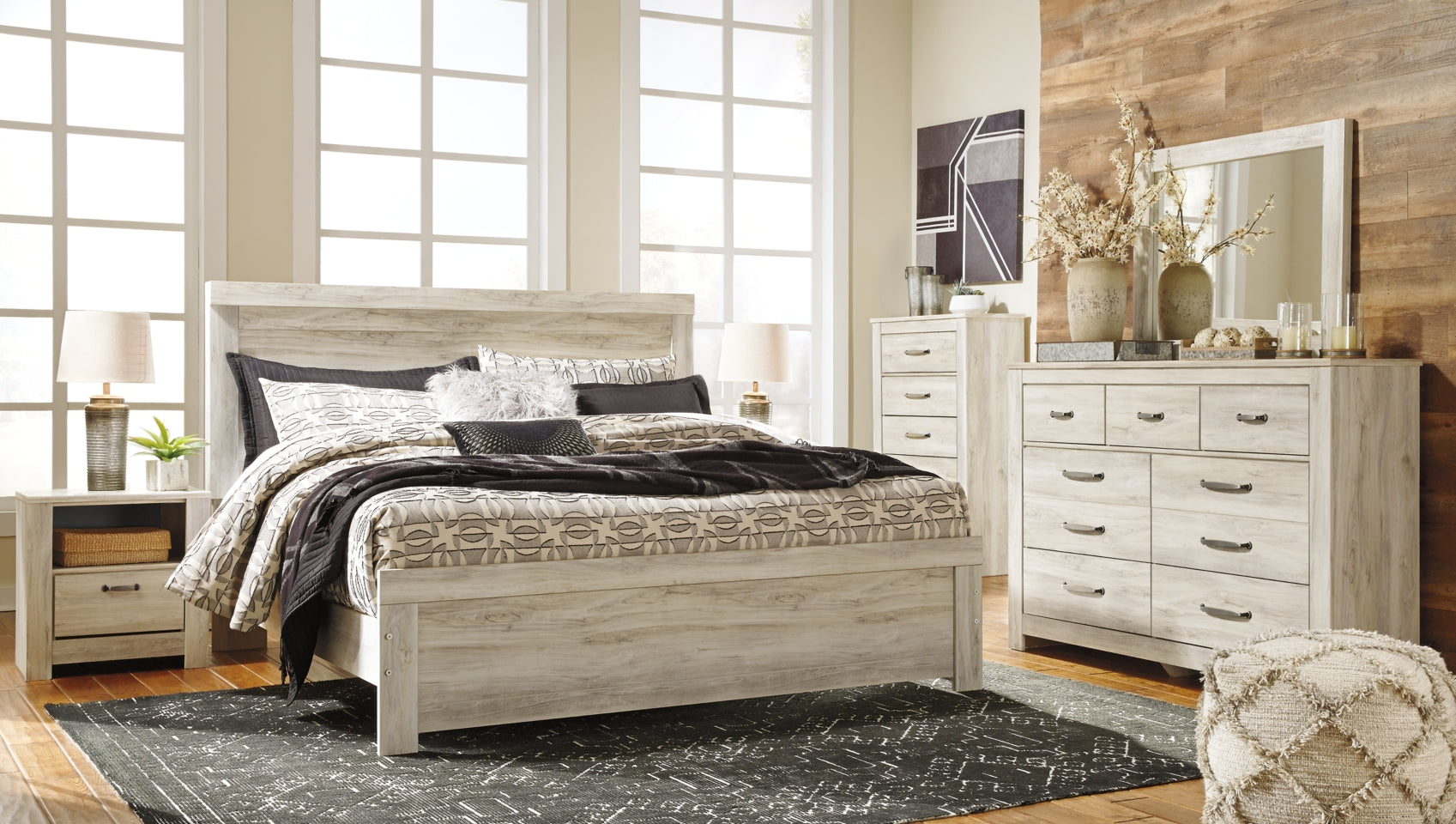 Bellaby Queen Panel Bed