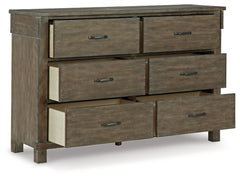 Shamryn King Panel Bed with Dresser