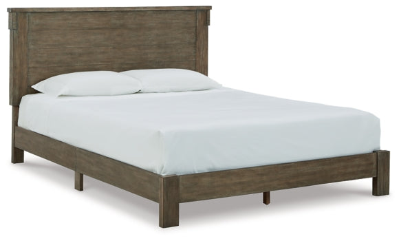 Shamryn King Panel Bed with Dresser