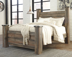 Trinell Queen Poster Bed