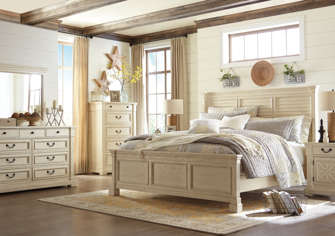 Bolanburg Queen Panel Bed - B647B4