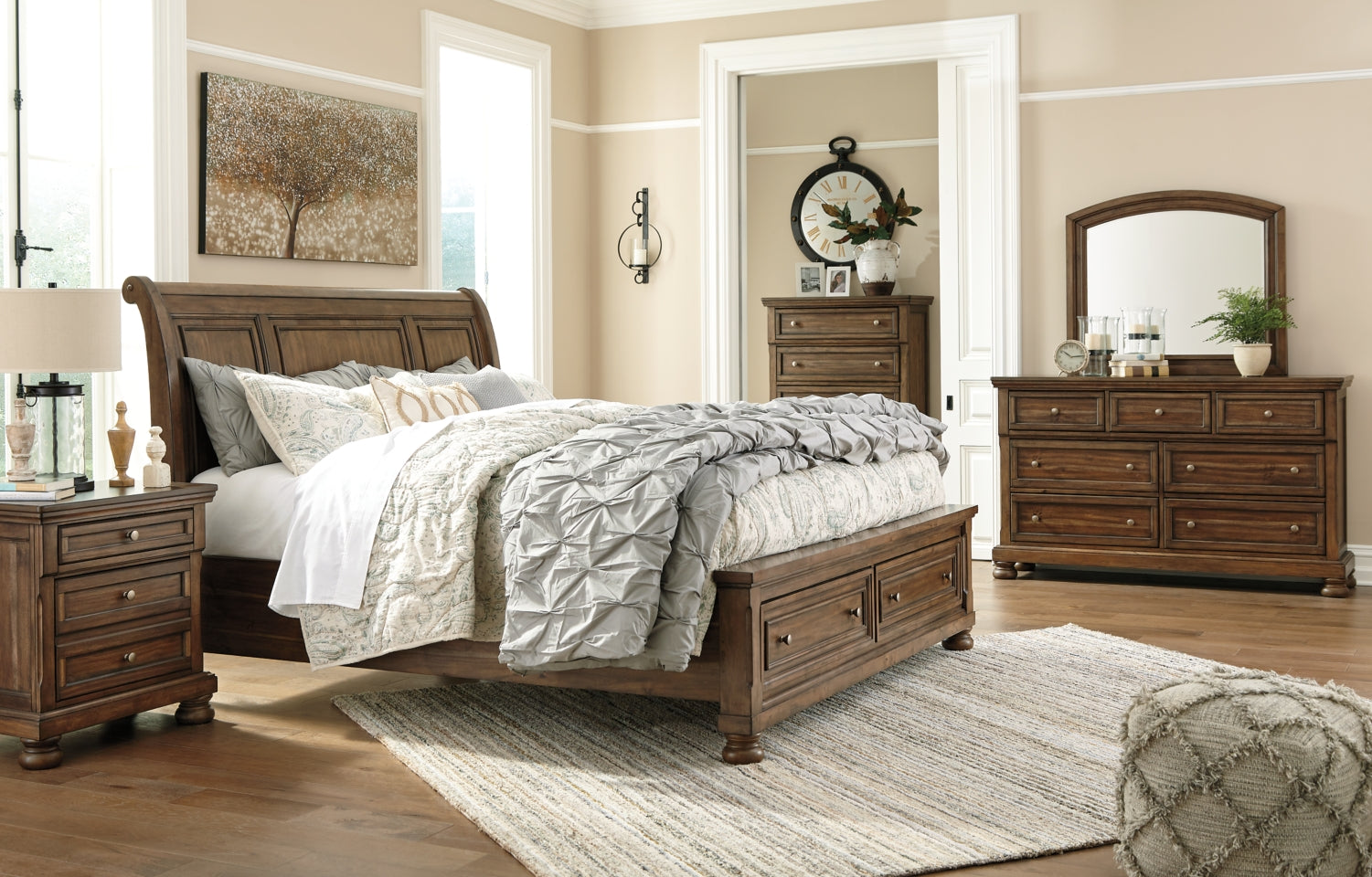 Flynnter Queen Sleigh Bed with 2 Storage Drawers