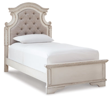 Realyn Queen Upholstered Panel Bed