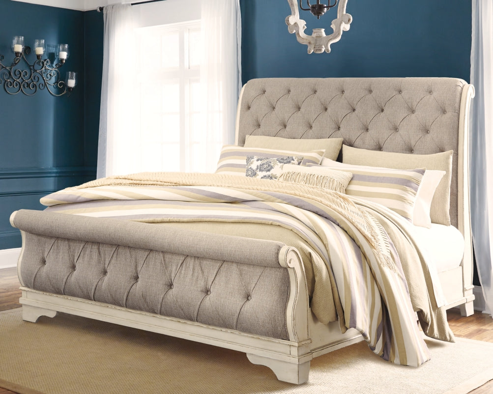 Realyn Queen Sleigh Bed