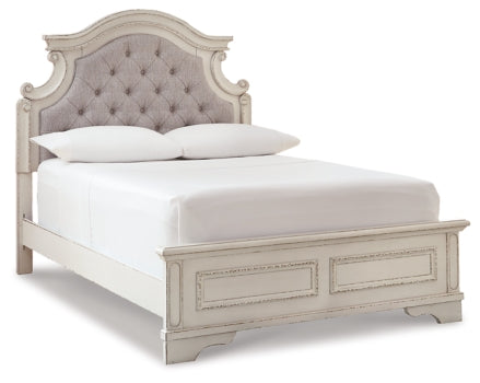 Realyn Queen Upholstered Panel Bed