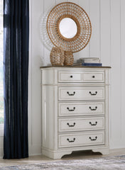 Brollyn Chest of Drawers