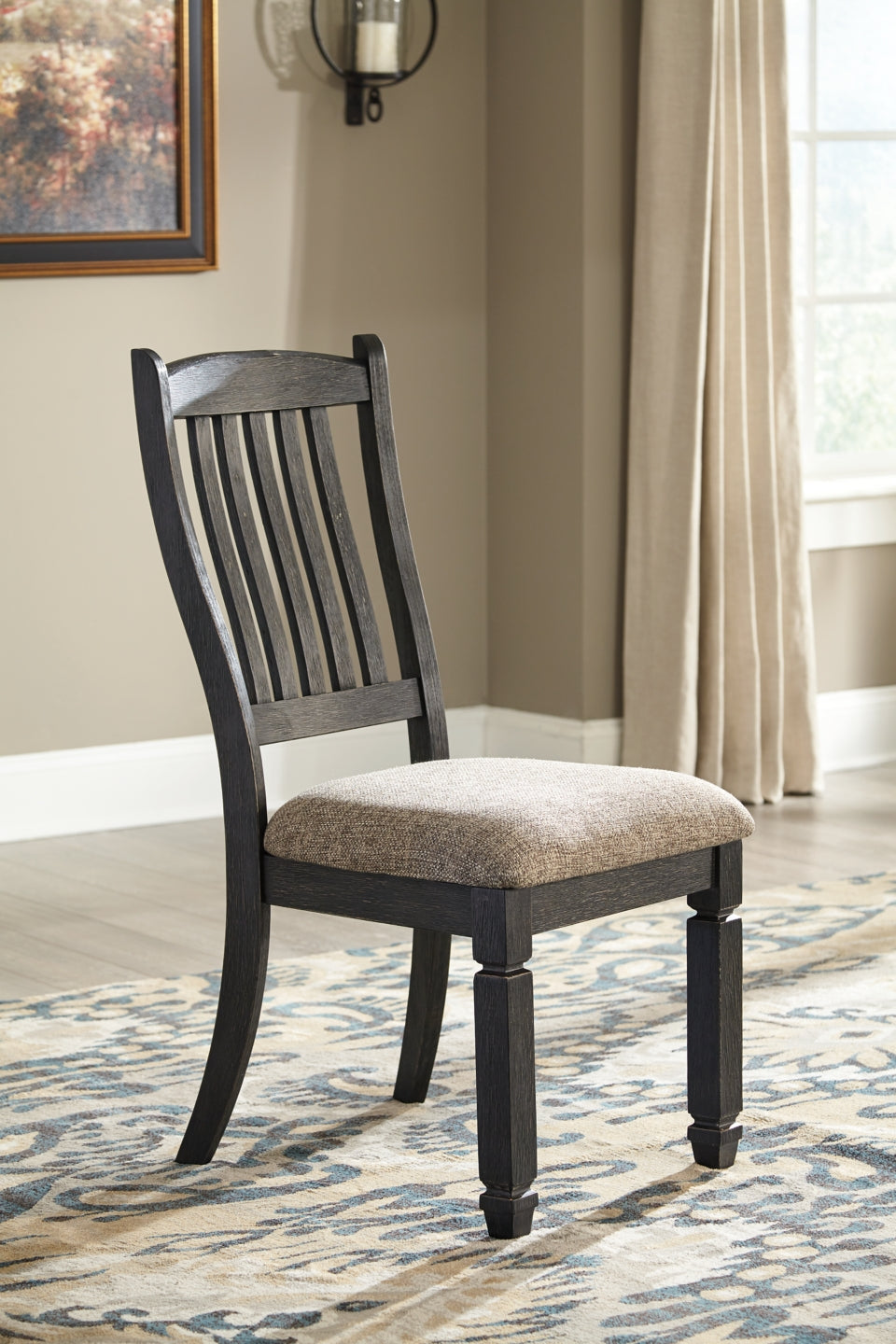 Tyler Creek Dining Table and 6 Chairs - PKG000214