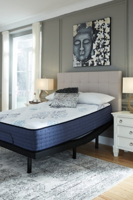 Bonita Springs Firm King Mattress with Better than a Boxspring 2-Piece King Foundation