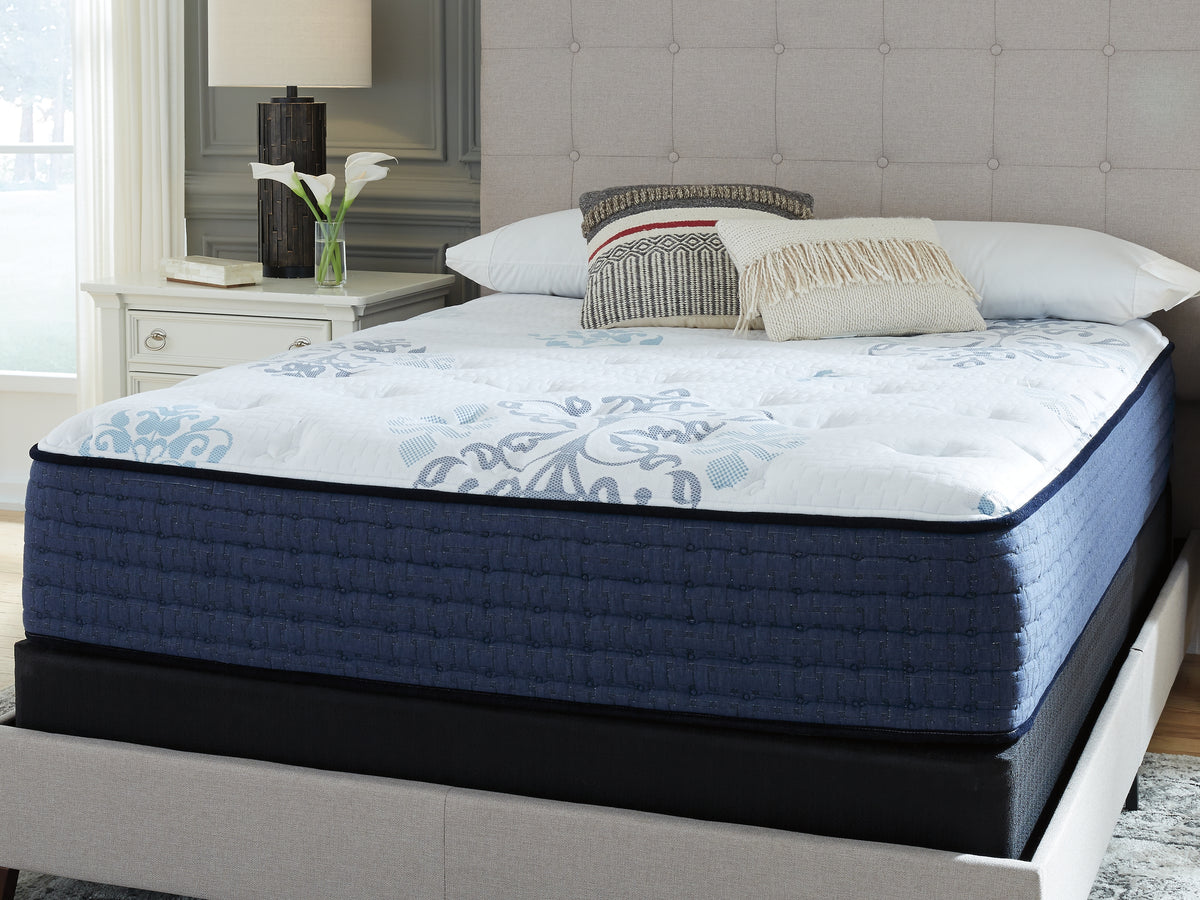 Bonita Springs Plush Full Mattress with Better than a Boxspring Full Foundation