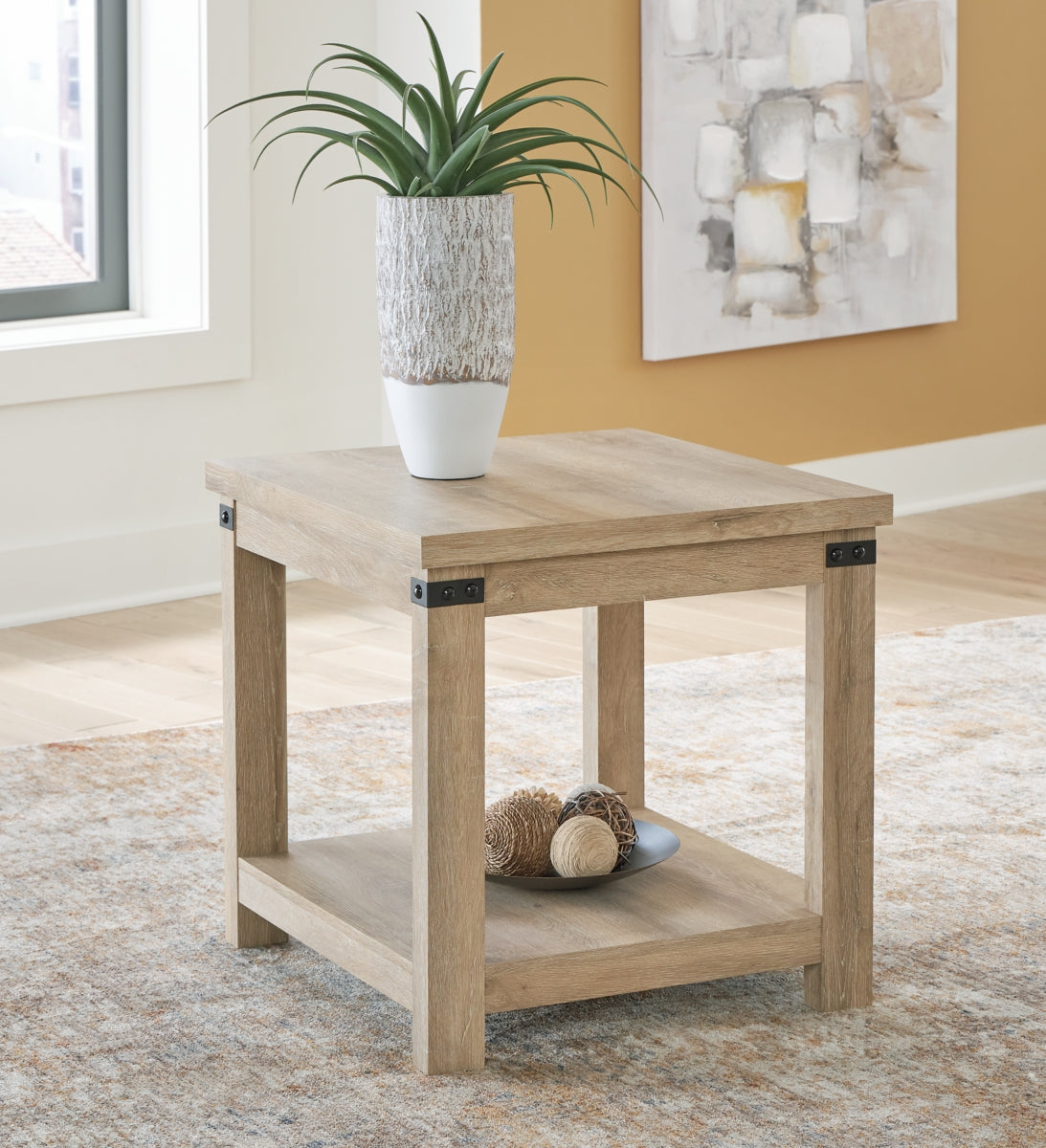 Calaboro Coffee Table with 1 End Table