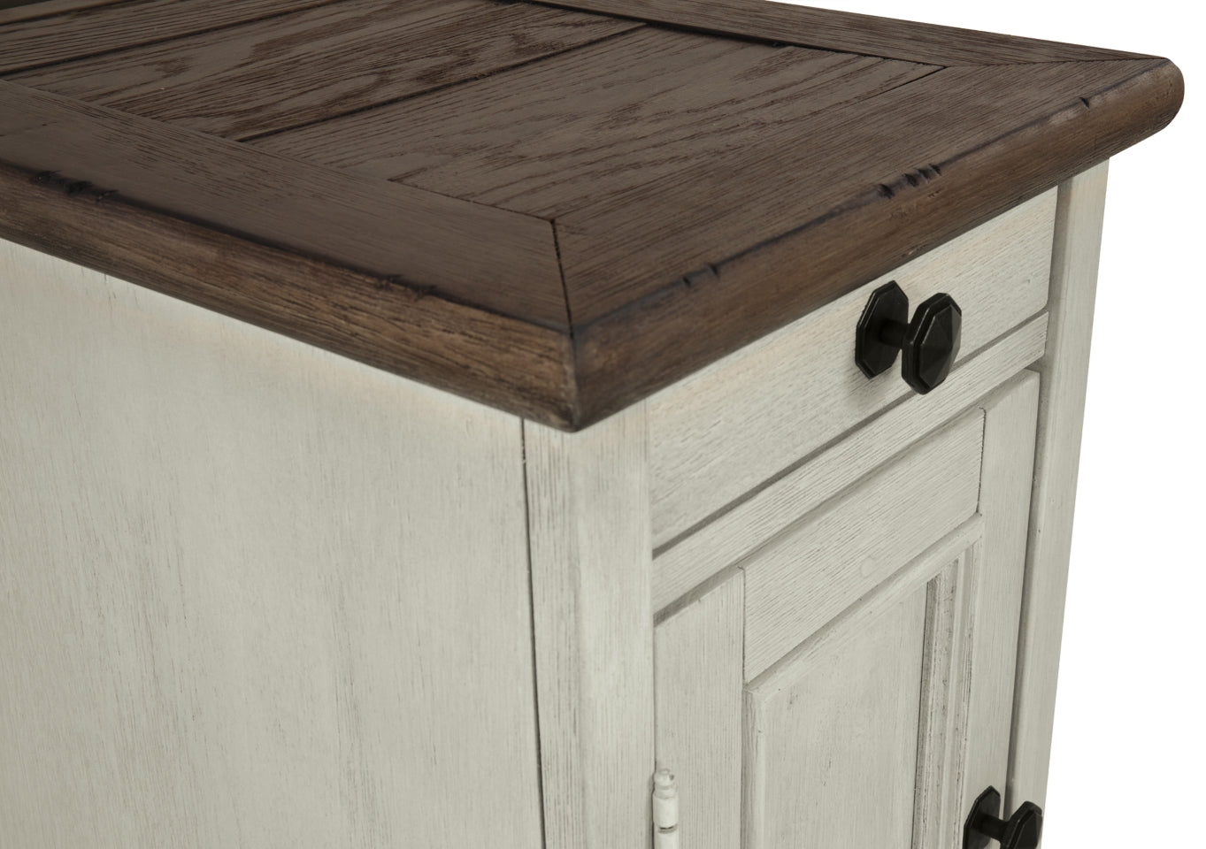 Bolanburg 2 End Tables - PKG008434