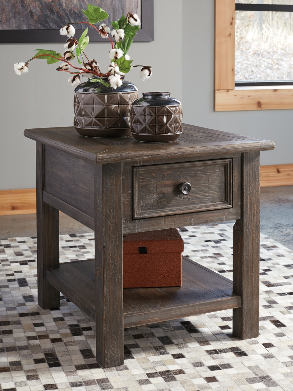 Wyndahl Coffee Table with 2 End Tables - PKG007253