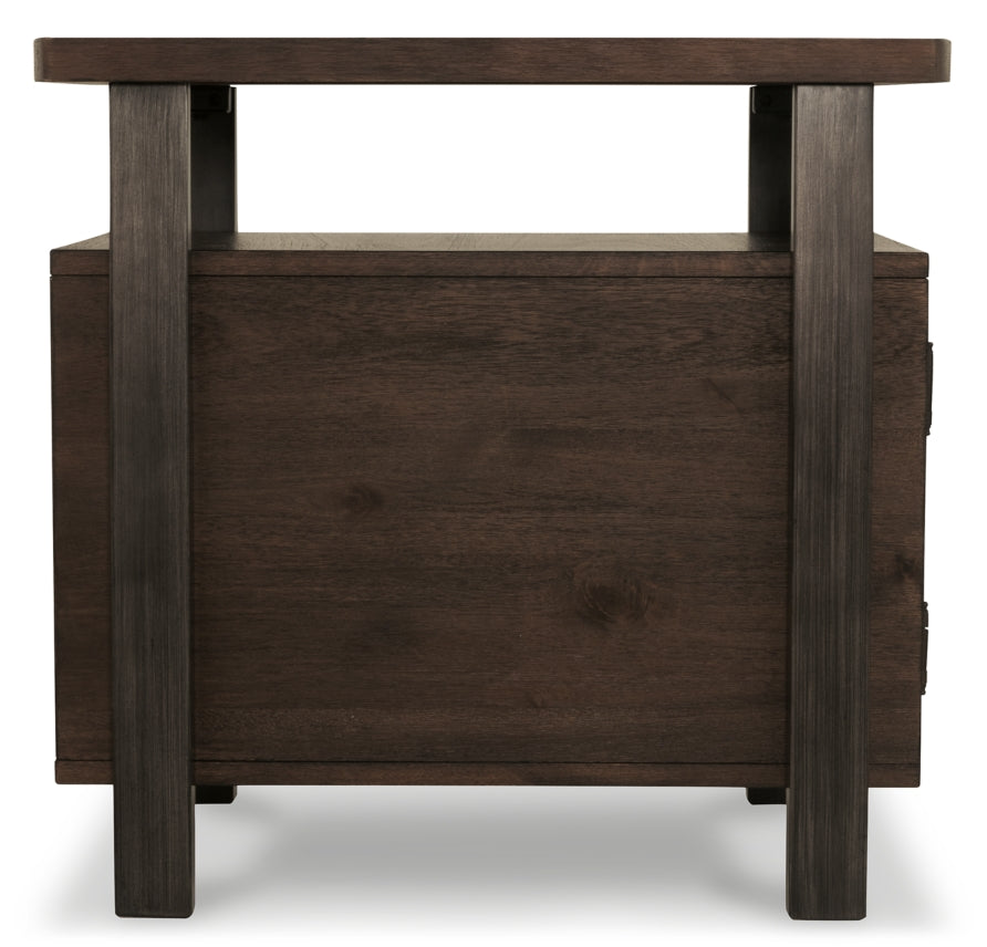 Vailbry Chairside End Table