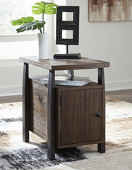 Vailbry 2 End Tables - PKG008519