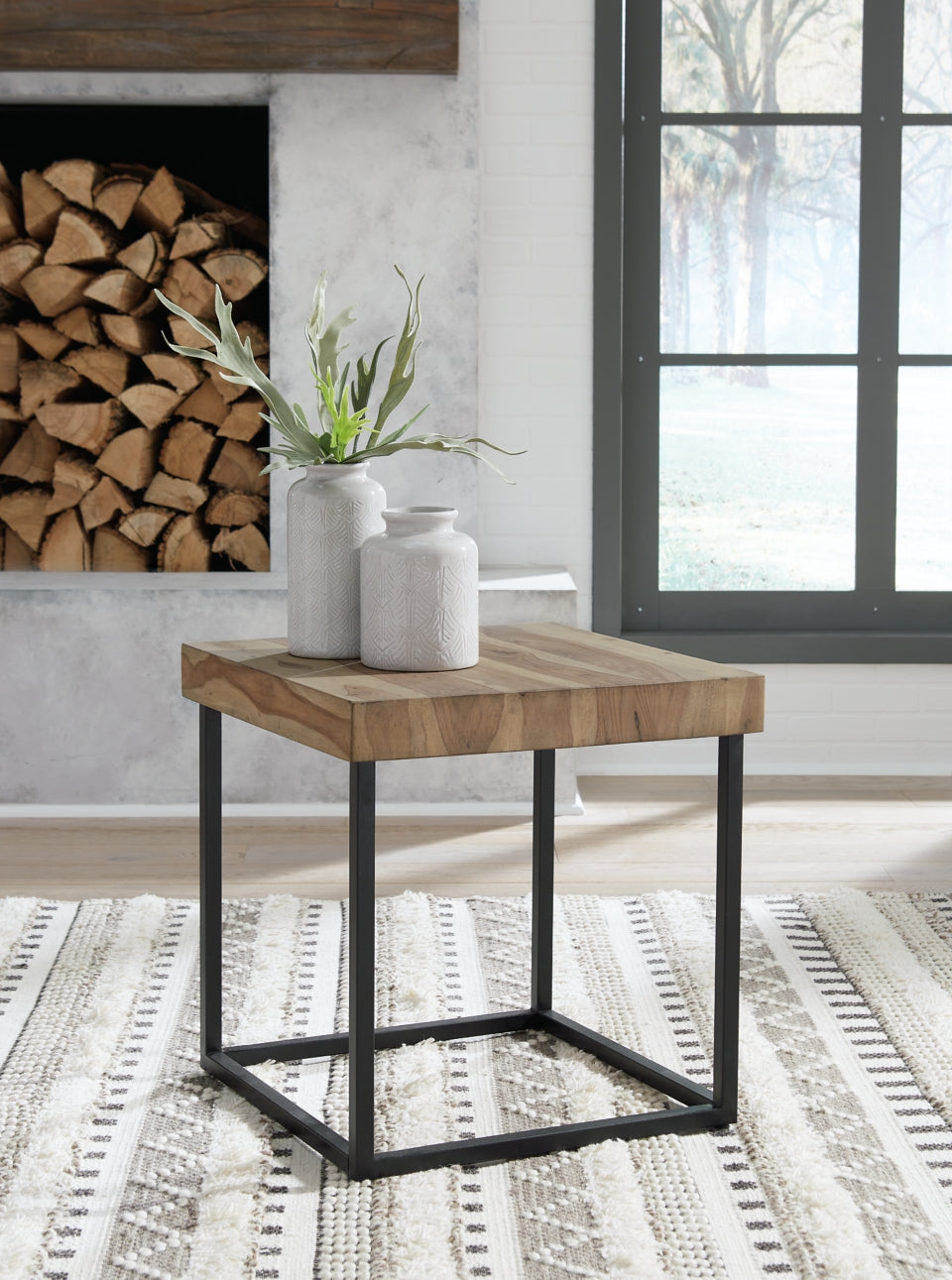 Bellwick Coffee Table with 1 End Table - PKG014873