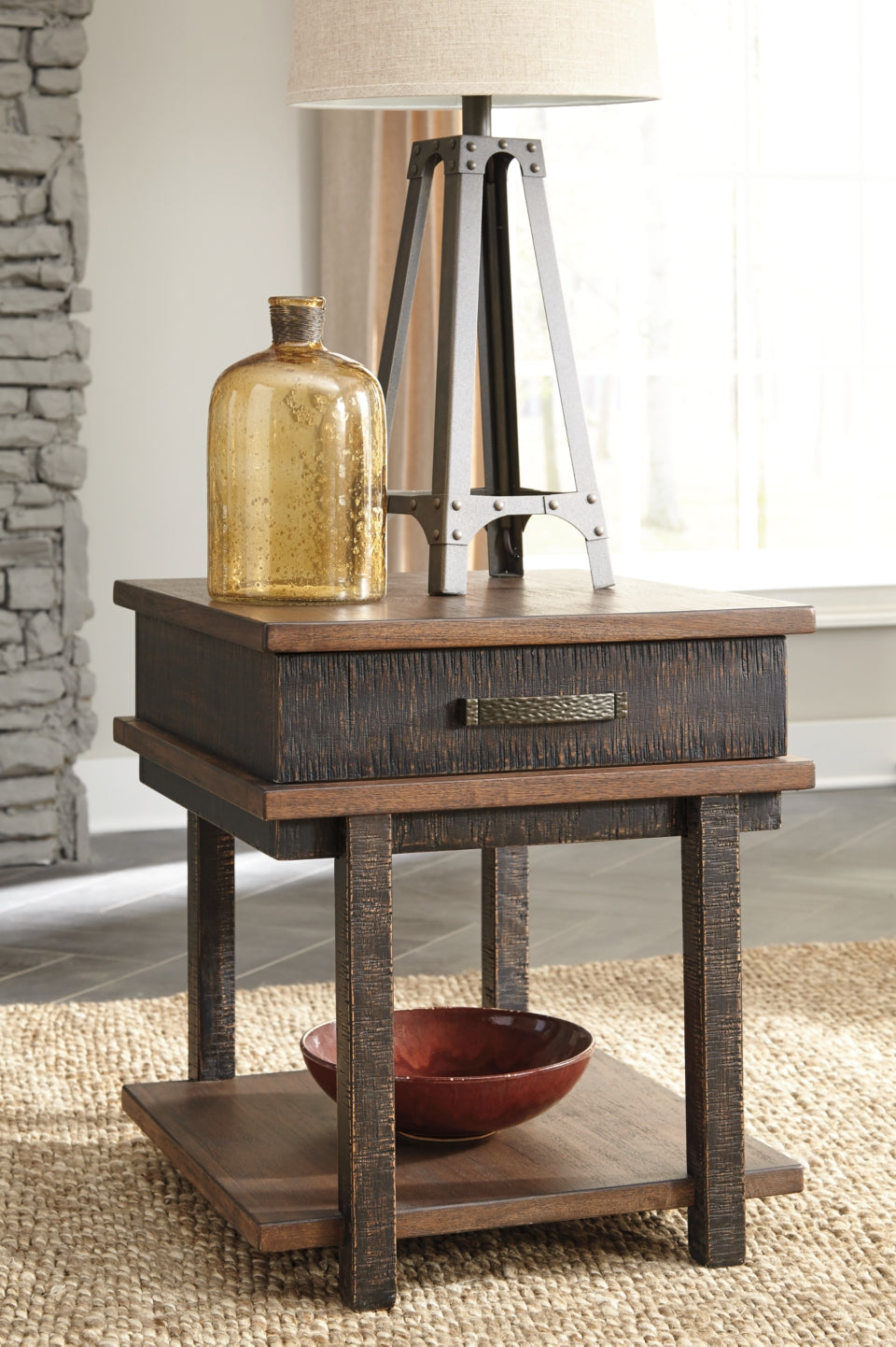 Stanah 2 End Tables - PKG008497