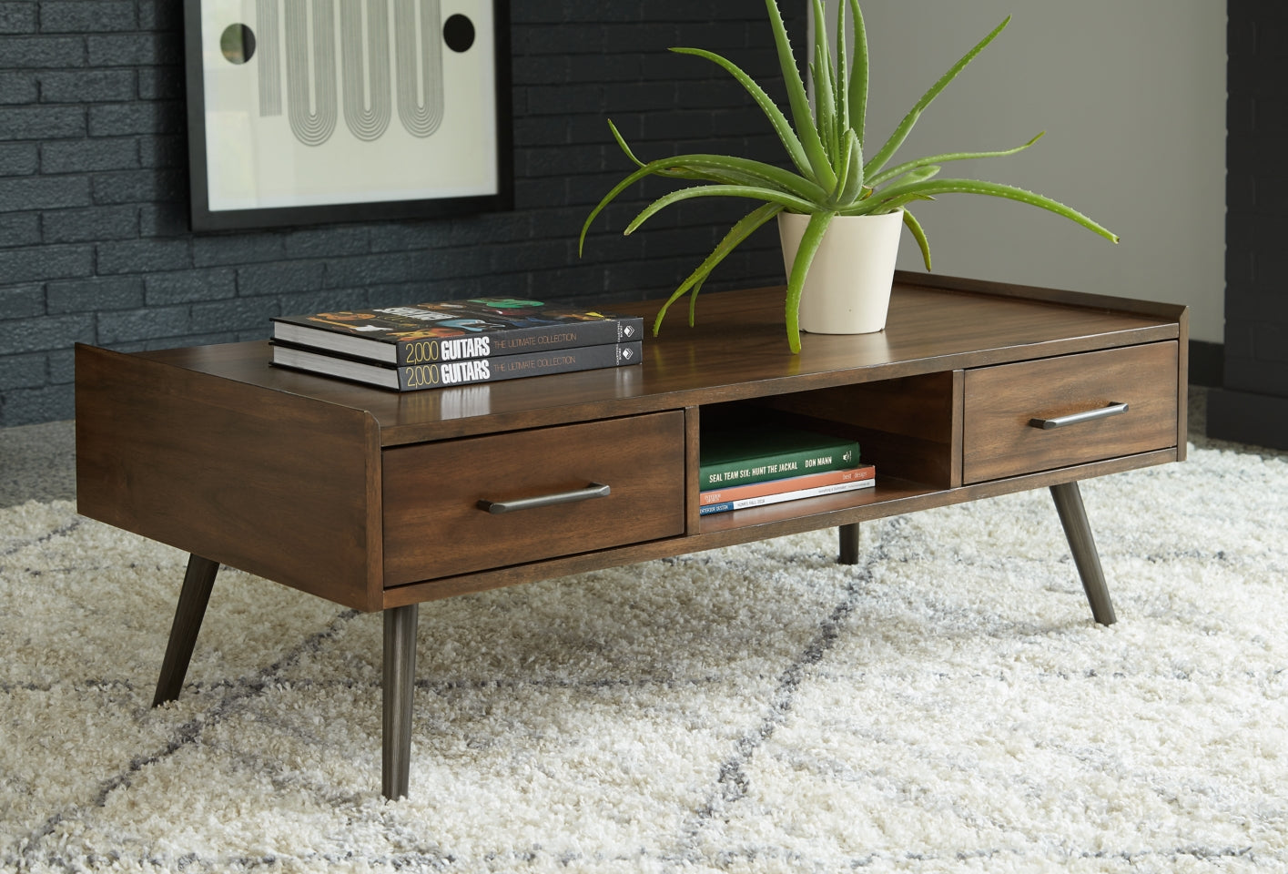 Calmoni Coffee Table with 2 End Tables