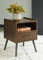 Calmoni Coffee Table with 2 End Tables